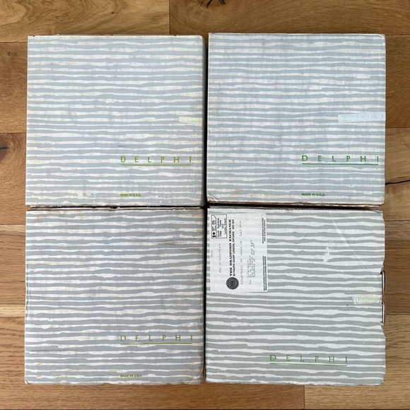 Lot of 4 Elvis Presley Delphi collector plates, Harley, Memphis flash, Hollywood - Picture 9 of 10